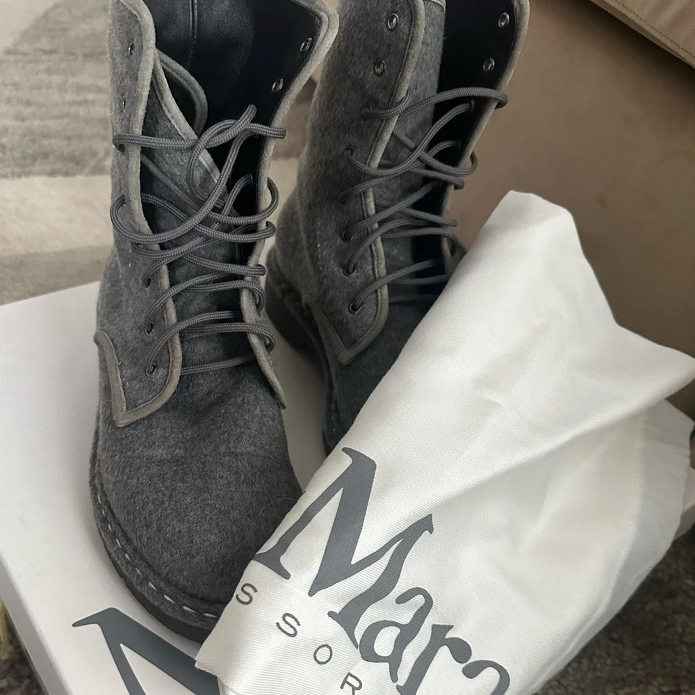 MaxMara cashmere boots - Picture 8 of 11